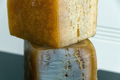 Nora Weinheim | Werksbesichtigung Kautschukboden null