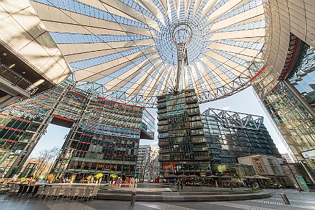 Berlin | Potsdamer Platz - Sony Center null