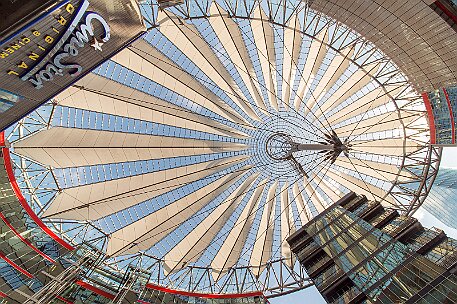 Berlin | Potsdamer Platz - Sony Center null